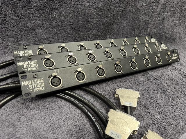 Panele rack z ośmioma gniazdami XLR i wtykami D-SUB